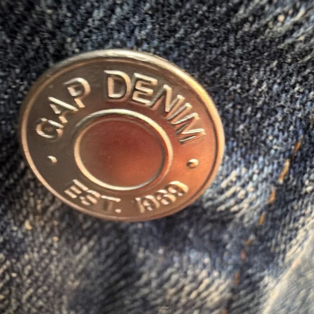 GAP Womens Jacket Size L Blue Jean Denim Icon Saddle Long Sleeve Cotton Pockets - Picture 7 of 16